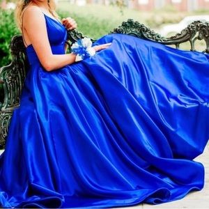 Sherri Hill Prom Dress Blue size 6
